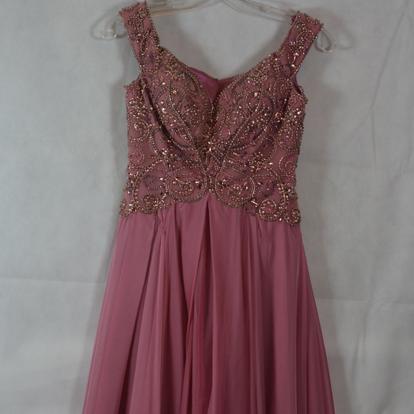 Beaded/Sequined/Rhinestone Gown SZ 2 by Colette Mon Cheri - Picture 4 of 12